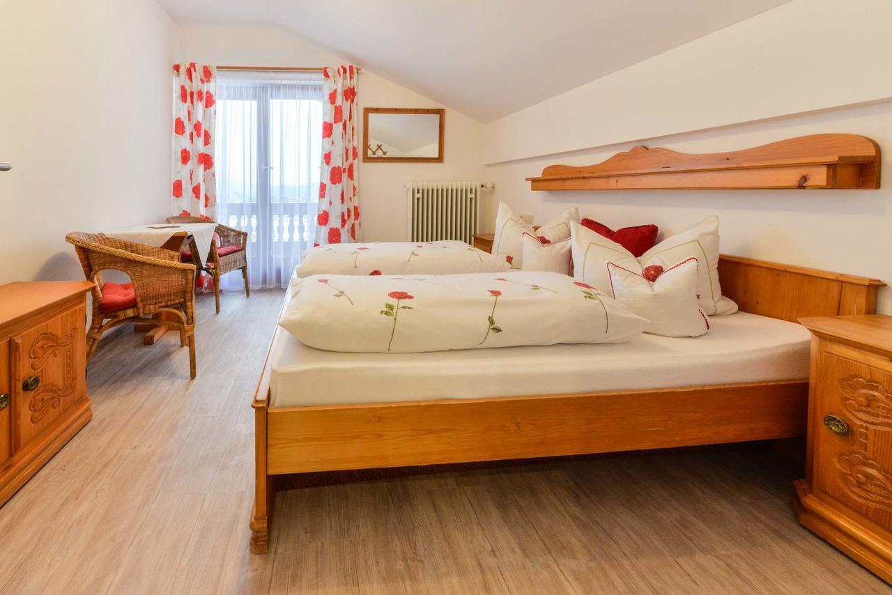 Ferienhotel Hahn Garni 鲁波尔丁 外观 照片