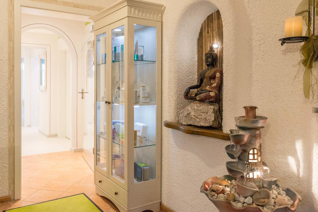 Ferienhotel Hahn Garni 鲁波尔丁 外观 照片