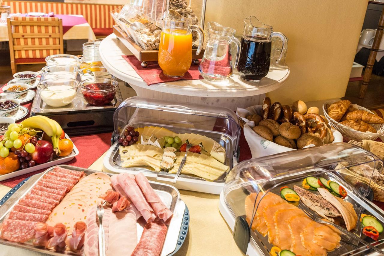 Ferienhotel Hahn Garni 鲁波尔丁 外观 照片