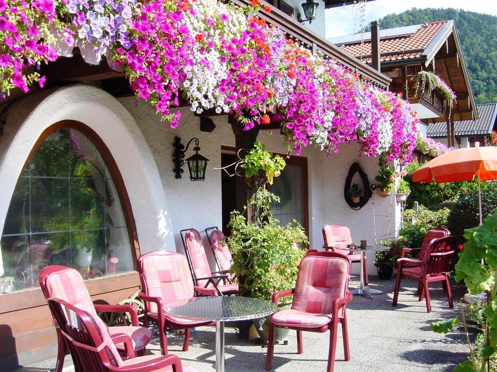 Ferienhotel Hahn Garni 鲁波尔丁 外观 照片